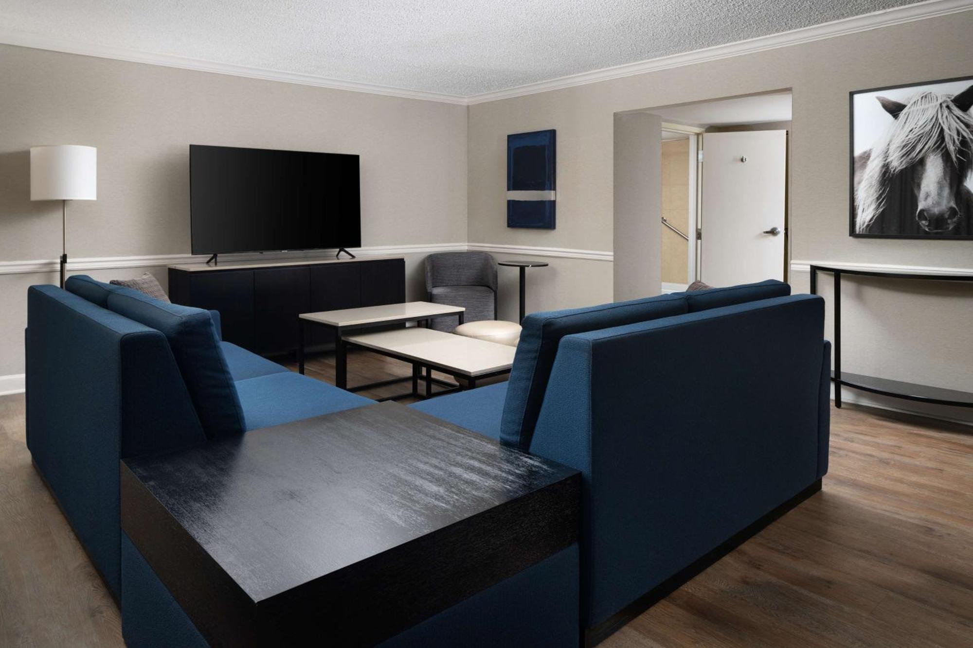Doubletree By Hilton Baltimore North Pikesville Esterno foto